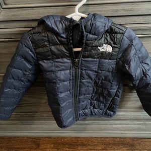 The North Face thermoball toddler jacket 2T